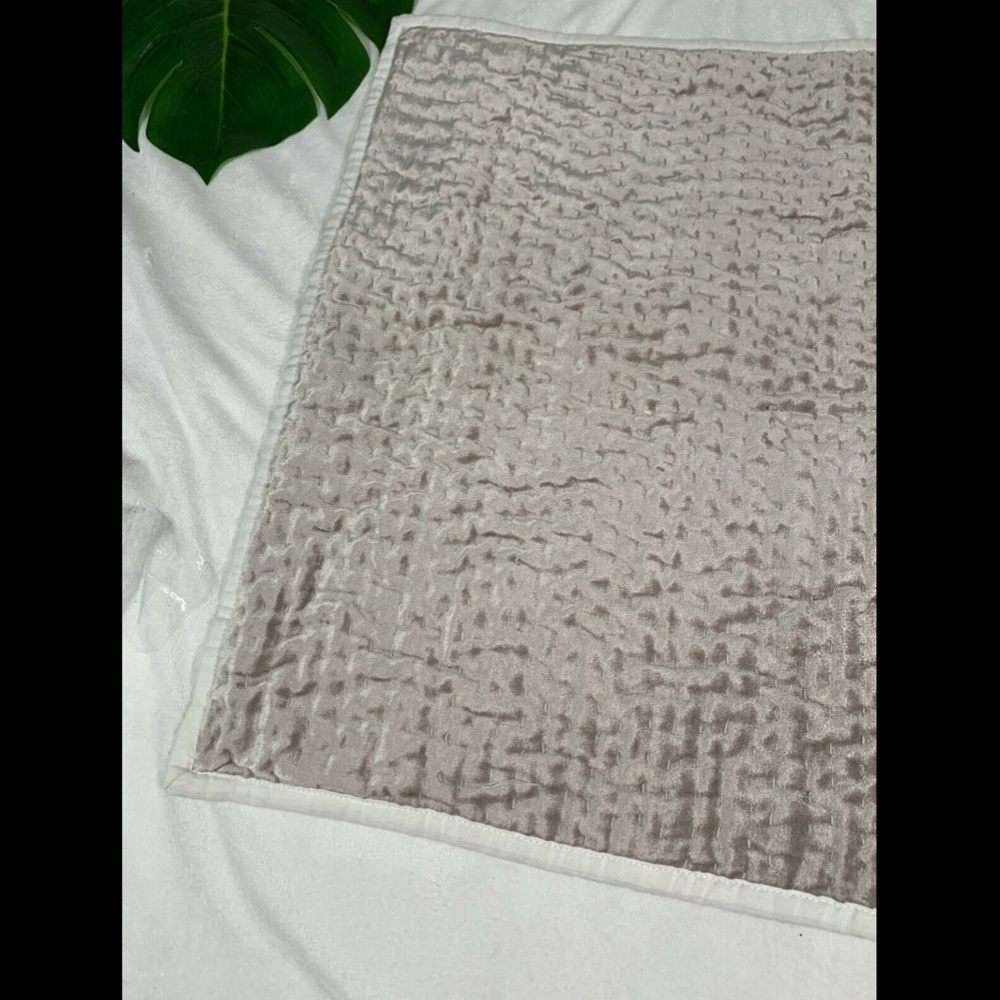 NEW Hotel Collection‎ Velvet Quilted (1 ) Standard Pillow Case Sham - Picture 5 of 11